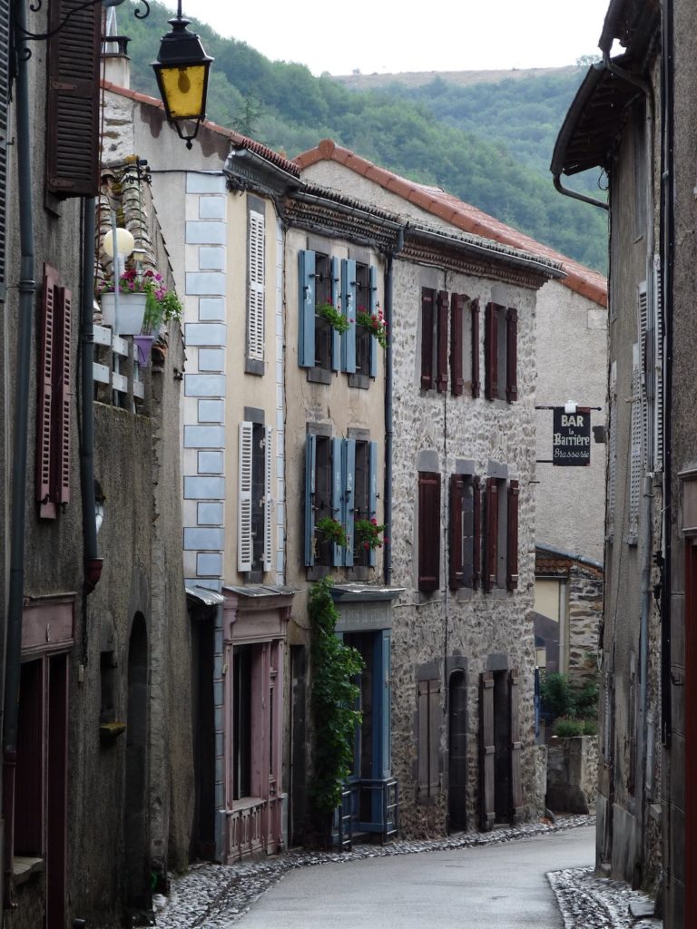 Plus beaux villages de France Auvergne