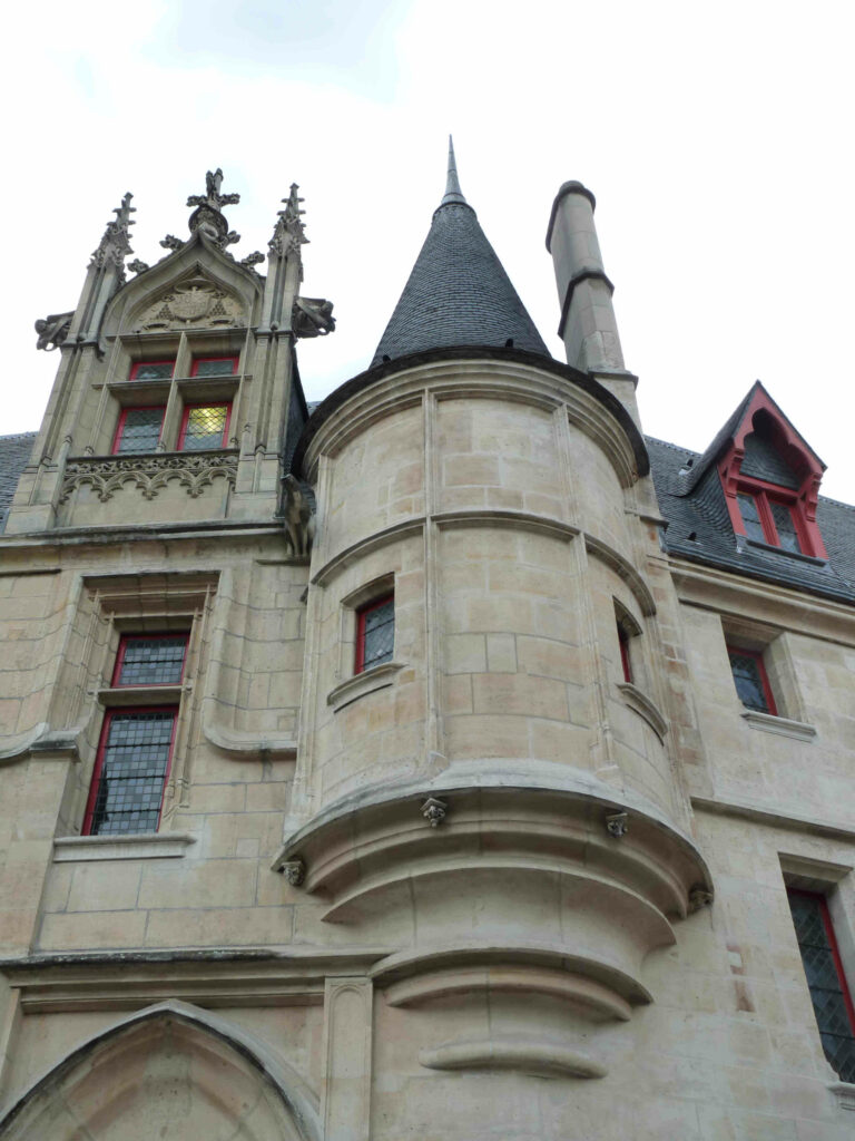 Hotel de Sens à Paris