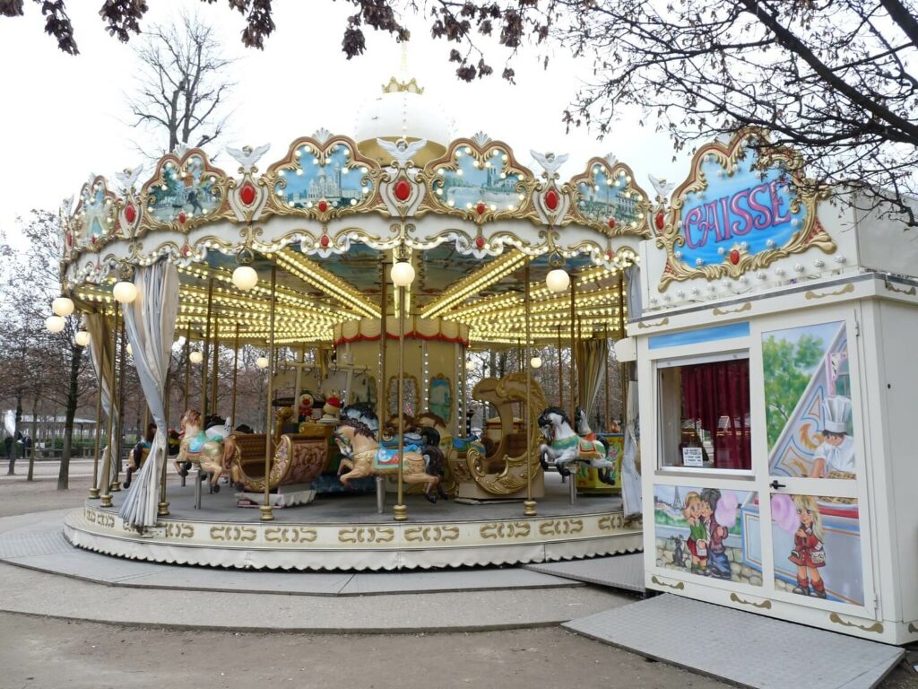 Carrousel du jardin des Tuileries