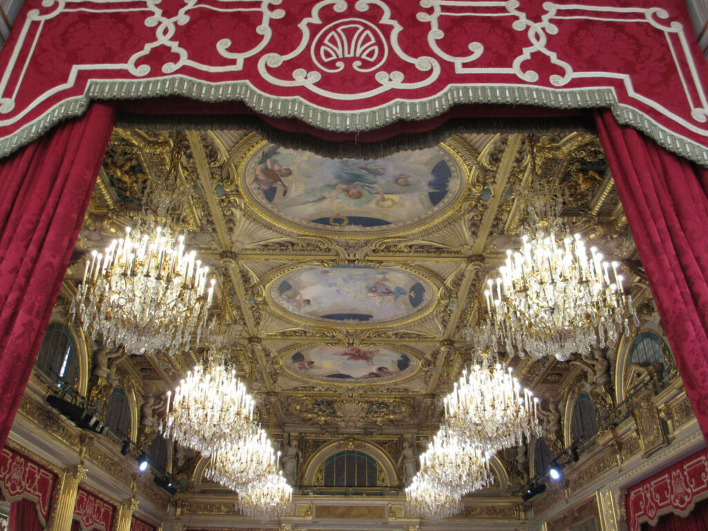 Voir le palais de l'Elysée