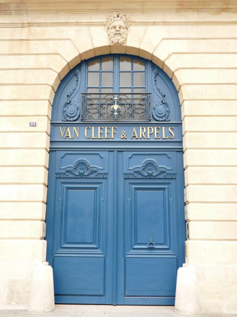 Facade Van Cleef & Arpels place Vendôme
