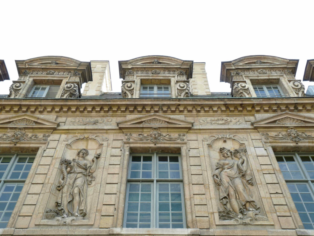 Place des Vosges Paris