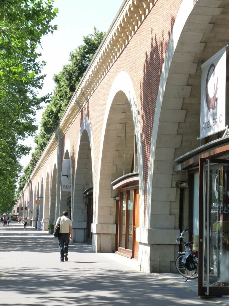 Viaduc des arts Paris