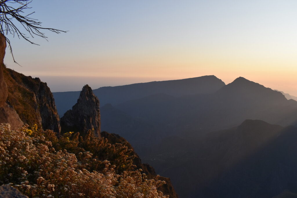 Lever de soleil au Maido