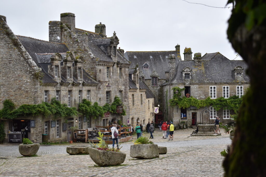 Locronan