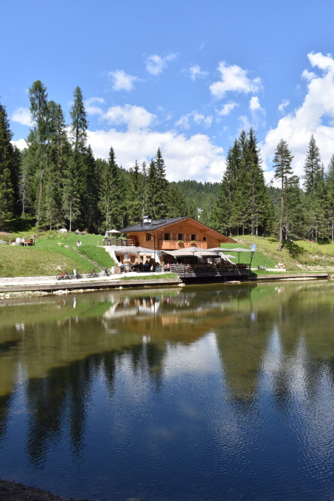 Lago D'Ajal